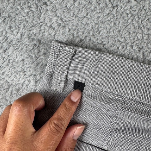 Lululemon Commission Shorts Mens 34 Qwick Oxford Relaxed Chino 11" Inseam Gray - Picture 7 of 9